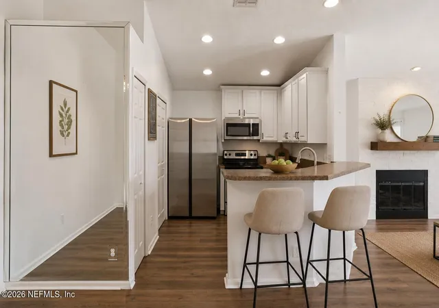 Photo 3 of Condo for sale at 165 Jardin De Mer Pl, Jacksonville Beach, FL 32250 | MLS# 2160471 | Listing updated on 2026-08-19