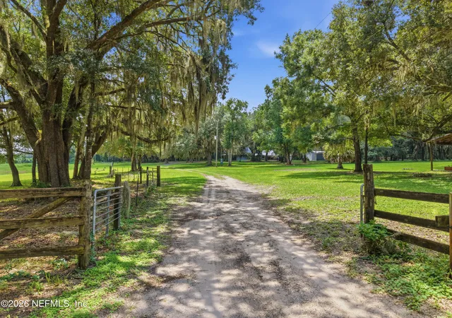Photo 4 of Single family home for sale at 4759 Gadara Rd, Keystone Heights, FL 32656 | MLS# 2160322 | Listing updated on 2026-08-21