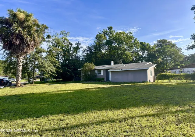 3rd image of 2319 Eudine Dr W, Jacksonville, FL 32210 | MLS# 2160103