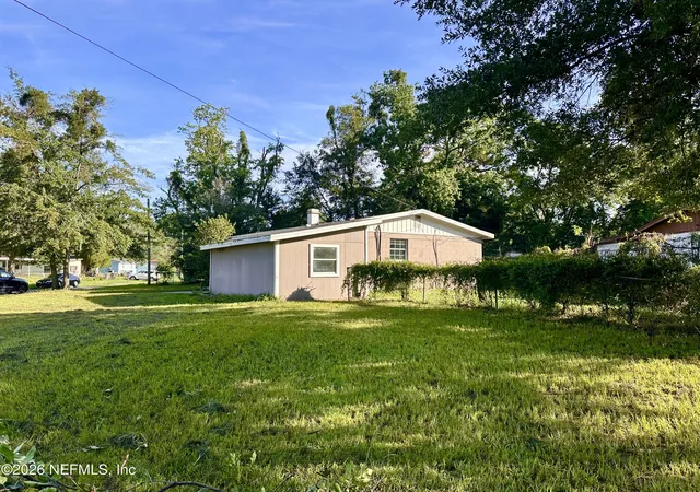 4th image of 2319 Eudine Dr W, Jacksonville, FL 32210 | MLS# 2160103
