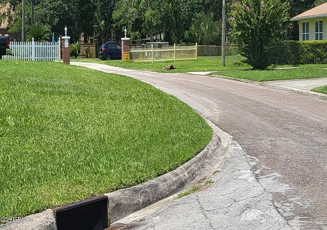 2nd image of 0 Greenway Dr, Jacksonville, FL 32244 | MLS# 2160051