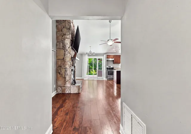 5th image of 738 Libra St, Jacksonville, FL 32216 | MLS# 2160313