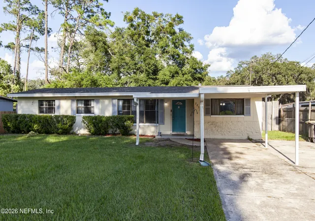 2nd image of 2233 La Valle Dr, Jacksonville, FL 32210 | MLS# 2160175