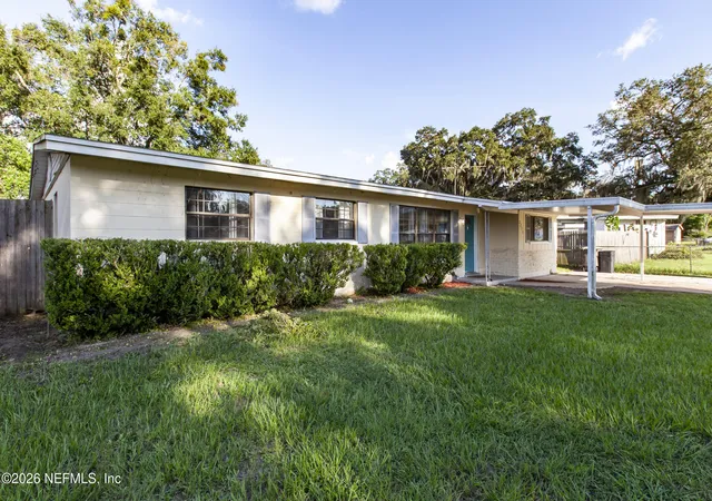 3rd image of 2233 La Valle Dr, Jacksonville, FL 32210 | MLS# 2160175