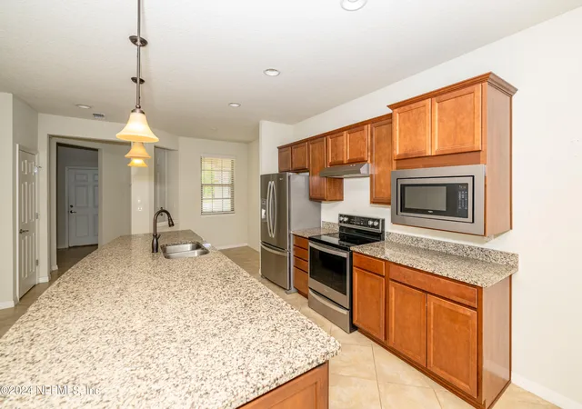 Photo 3 of Single family home for sale at 836 Tree Side Ln, Ponte Vedra, FL 32081 | MLS# 2160148 | Listing updated on 2026-09-11