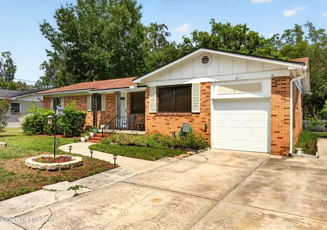 Photo 1 of Single family home for sale at 1847 Grv Park Dr, Orange Park, FL 32073 | MLS# 2161014 | Listing updated on 2026-08-20