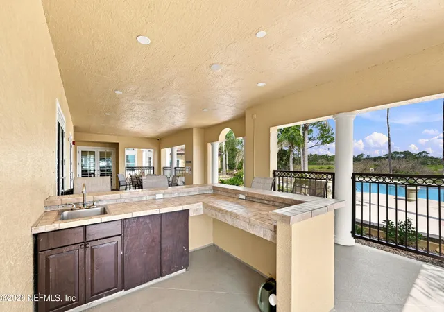 2nd image of 2005 Mariposa Vis Ln, Saint Augustine, FL 32084