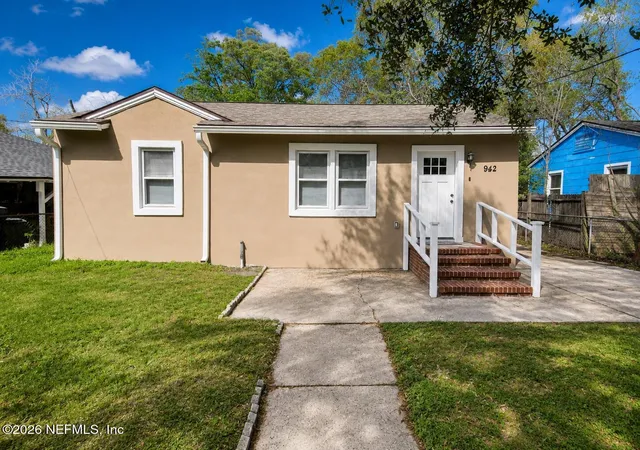 1st image of 942 Saranac St, Jacksonville, FL 32254 | MLS# 2160254