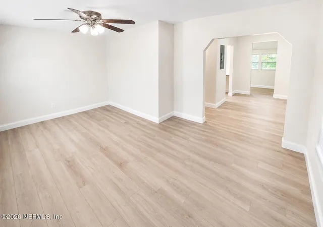 5th image of 942 Saranac St, Jacksonville, FL 32254 | MLS# 2160254