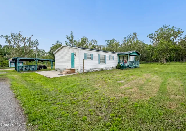 Photo 2 of Manufactured home for sale at 3009 Nw 228th Street, Lawtey, FL 32058 | MLS# 2160433 | Listing updated on 2026-09-02