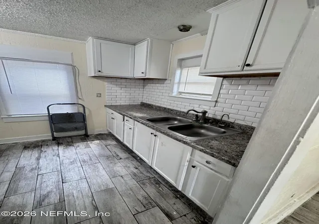 4th image of 3634 Rogers Ave, Jacksonville, FL 32208 | MLS# 2160230