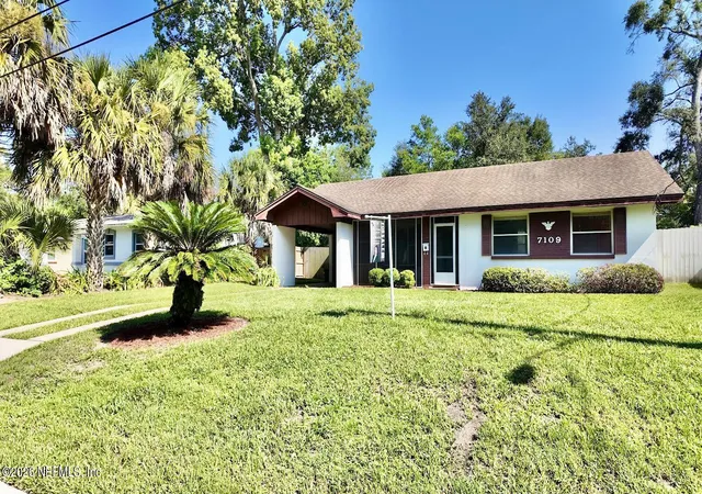 2nd image of 7109 Hallock St, Jacksonville, FL 32211 | MLS# 2160302