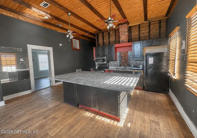 Photo 3 of Sale Pending at 1514 Pasco St, Jacksonville, FL 32202 | MLS# 2160264 | Listing updated on 2026-09-18