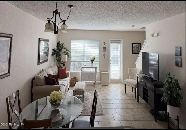 5th image of 1018 N Black Cherry Dr, Saint Johns, FL 32259 | MLS# 2160298