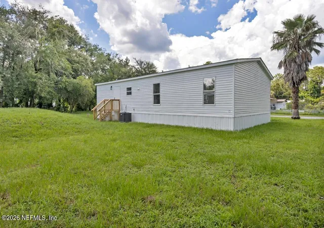 Photo 31 of Manufactured home for sale at 411 E Lake St, Palatka, FL 32177 | MLS# 2160410 | Listing updated on 2026-08-28