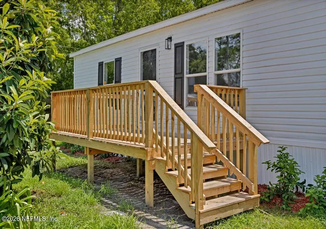 Photo 4 of Manufactured home for sale at 411 E Lake St, Palatka, FL 32177 | MLS# 2160410 | Listing updated on 2026-08-28