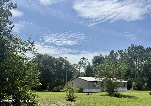 Photo 4 of Manufactured home for sale at 318 Lakeshore Dr, Georgetown, FL 32139 | MLS# 2160331 | Listing updated on 2026-08-25