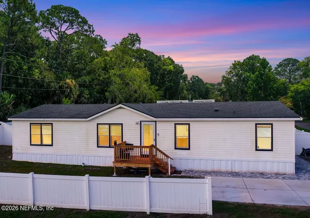 Manufactured home for sale at 1108 W King St, Saint Augustine, FL 32084 | MLS# 2160408