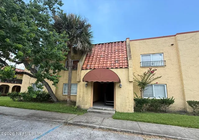 3rd image of 6552 La Mirada Dr E, Jacksonville, FL 32217 | MLS# 2160374