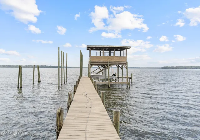 Photo 2 of Single family home for sale at 107 Beechers Point Dr, Welaka, FL 32193 | MLS# 2160439 | Listing updated on 2026-08-17