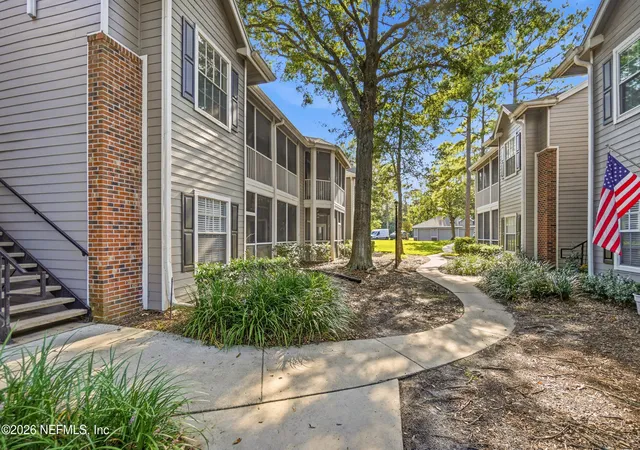 3rd image of 10000 Gate Pkwy N #624, Jacksonville, FL 32246 | MLS# 2160404