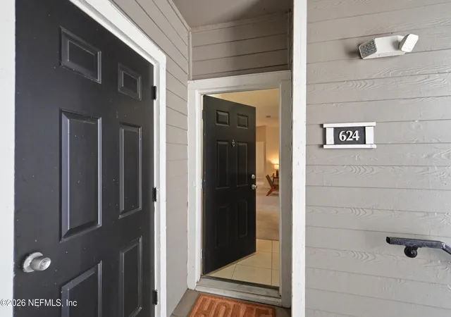 5th image of 10000 Gate Pkwy N #624, Jacksonville, FL 32246 | MLS# 2160404