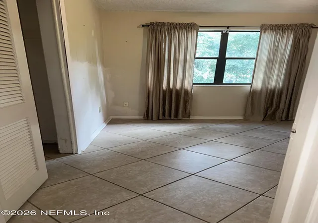 Photo 3 of Sale Pending at 1290 Ovington Rd, Jacksonville, FL 32216 | MLS# 2160488 | Listing updated on 2026-09-01