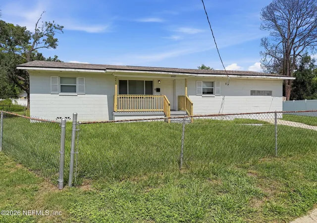 4th image of 2027 Palmdale Ct, Jacksonville, FL 32208 | MLS# 2160713