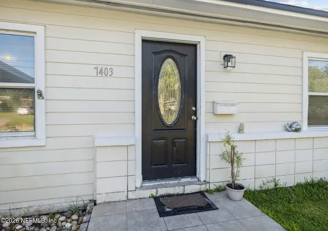 4th image of 7403 Roslyn Rd, Jacksonville, FL 32244 | MLS# 2160563