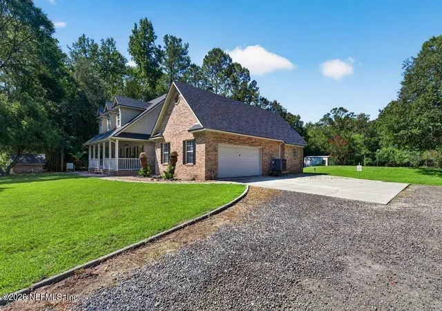 Photo 3 of Sale Pending at 44041 Maplewood Ct, Callahan, FL 32011 | MLS# 2160971 | Listing updated on 2026-09-10
