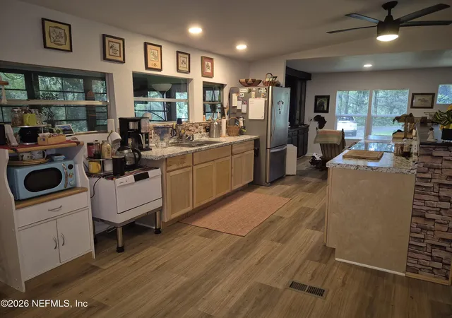 Photo 3 of Manufactured home for sale at 737 Junction Rd, Crescent City, FL 32112 | MLS# 2160505 | Listing updated on 2026-08-17