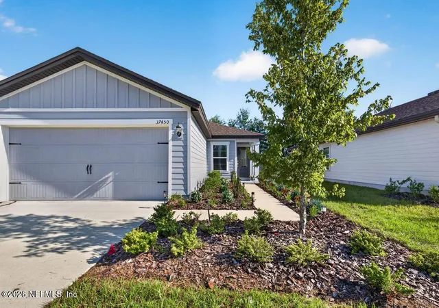 Photo 3 of Single family home for sale at 37450 Whisper Way, Hilliard, FL 32046 | MLS# 2160998 | Listing updated on 2026-09-13