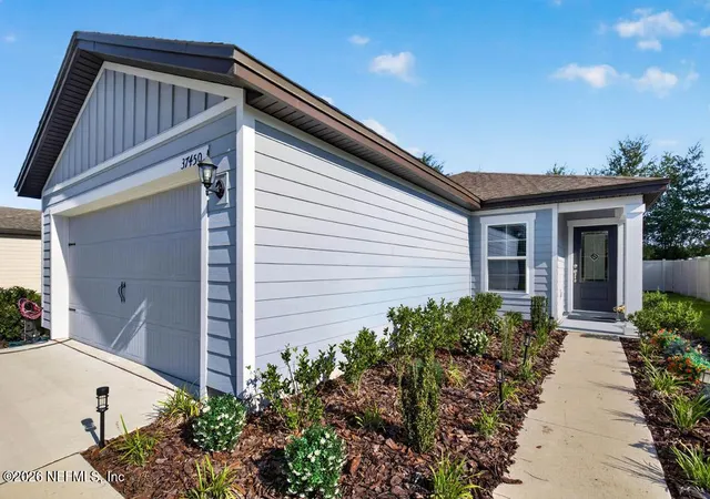 Photo 3 of Single family home for sale at 37450 Whisper Way, Hilliard, FL 32046 | MLS# 2160998 | Listing updated on 2026-09-13
