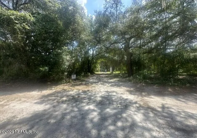 Photo 5 of Manufactured home for sale at 155 Homestead Rd, Palatka, FL 32177 | MLS# 2160529 | Listing updated on 2026-08-17