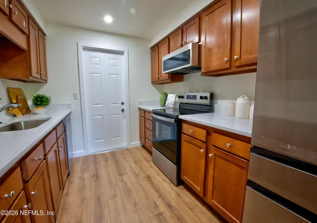 5th image of 451 Skate Rd, Atlantic Beach, FL 32233 | MLS# 2160703