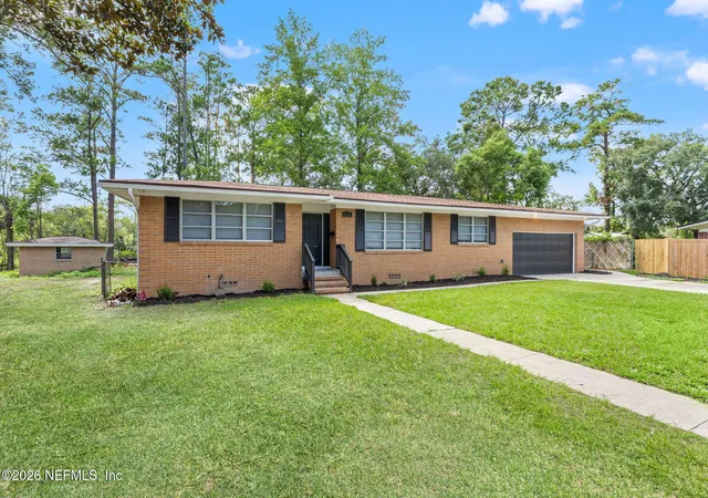 2nd image of 4452 Roth Dr, Jacksonville, FL 32209 | MLS# 2160546