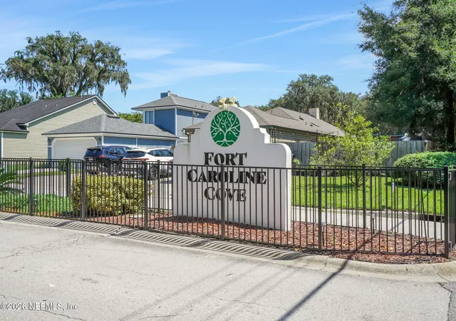 32nd image of 11201 Mikris Dr S, Jacksonville, FL 32225 | MLS# 2160927