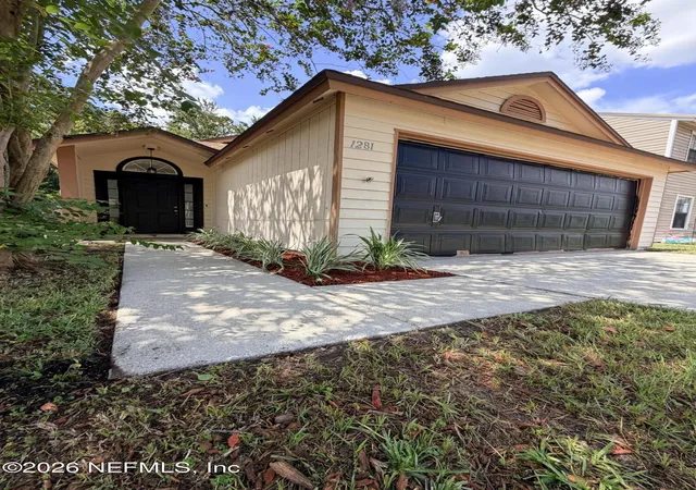 Photo 2 of Single family home for sale at 1281 Independence Dr, Orange Park, FL 32065 | MLS# 2160580 | Listing updated on 2026-08-30