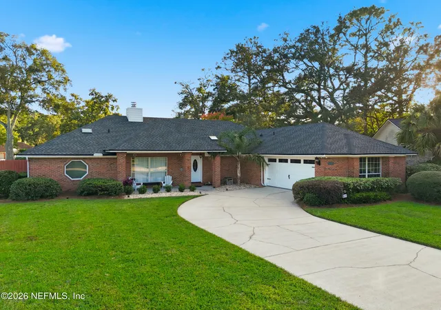 Photo 3 of Single family home for sale at 1904 St Marys Ct, Jacksonville, FL 32223 | MLS# 2160605 | Listing updated on 2026-10-06