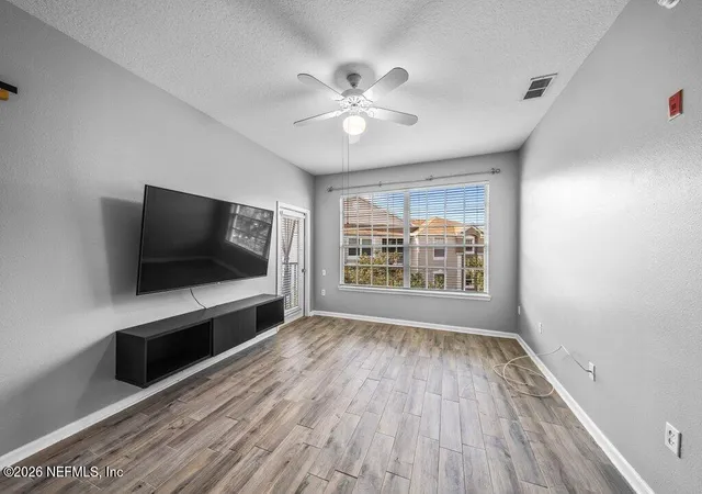 4th image of 10550 Baymeadows Rd #712, Jacksonville, FL 32256 | MLS# 2160593