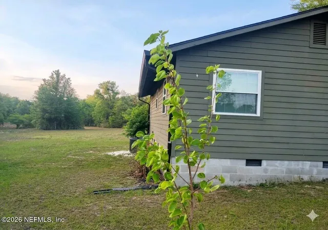 4th image of 137 Hill St, Hawthorne, FL 32640 | MLS# 2160787