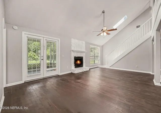 4th image of 2172 Aztec Dr W, Jacksonville, FL 32246 | MLS# 2160888