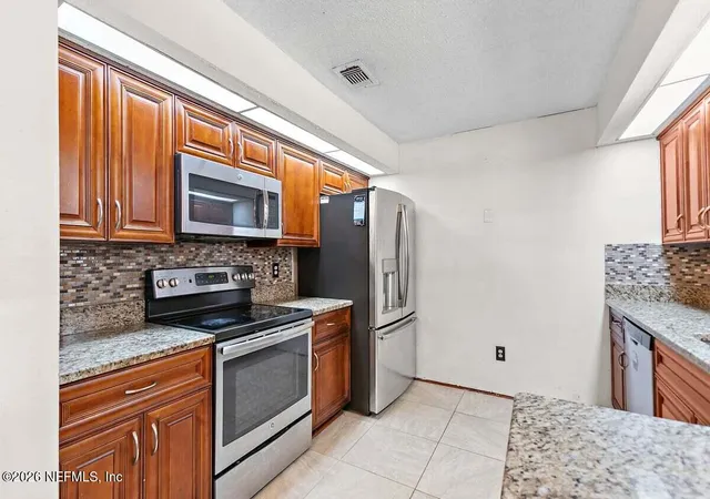 4th image of 1227 Turtle Creek Dr S, Jacksonville, FL 32218 | MLS# 2160736