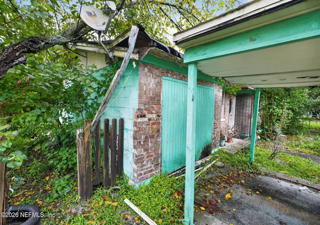 4th image of 4915 Chivalry Dr, Jacksonville, FL 32208 | MLS# 2160796