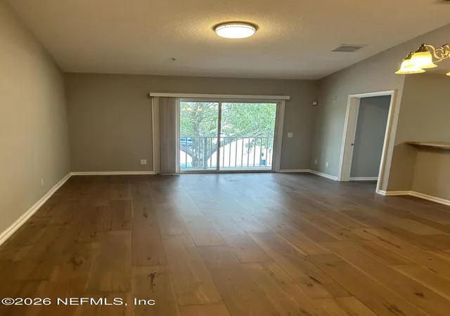 4th image of 3620 Kirkpatrick Cir #13, Jacksonville, FL 32210 | MLS# 2160633