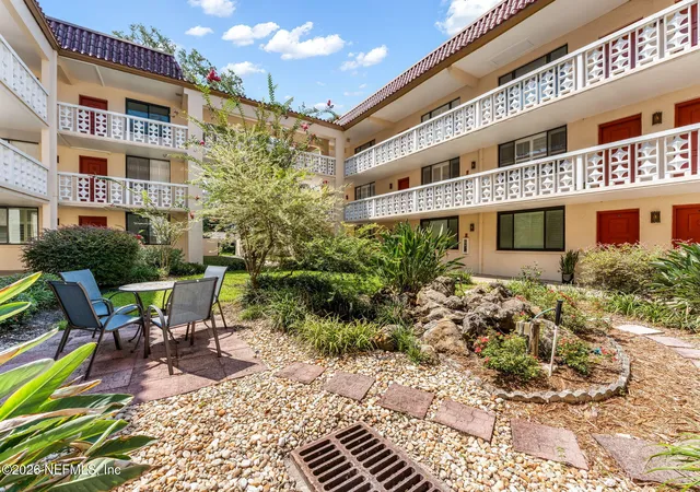 3rd image of 1810 Sevilla Blvd #302, Atlantic Beach, FL 32233 | MLS# 2160948