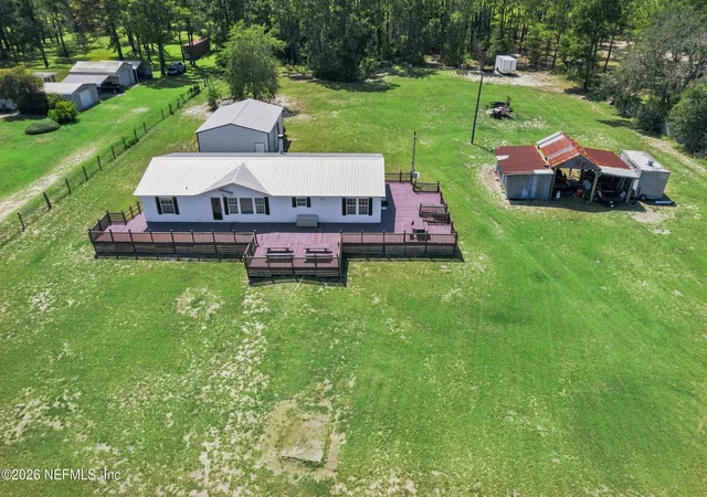Photo 3 of Manufactured home for sale at 241826 County Rd 121, Hilliard, FL 32046 | MLS# 2160768 | Listing updated on 2026-08-19