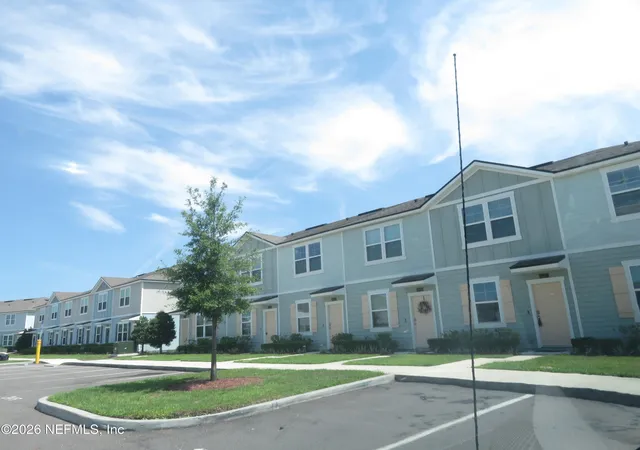 2nd image of 624 Yellow Oaks Ln, Orange Park, FL 32065 | MLS# 2160894