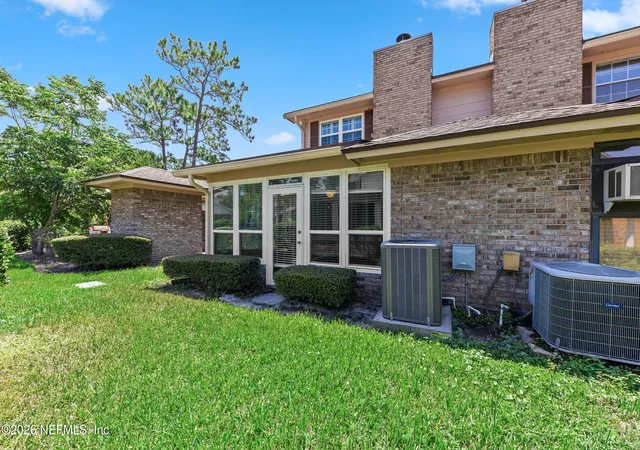 2nd image of 9252 San Jose Blvd, Jacksonville, FL 32257