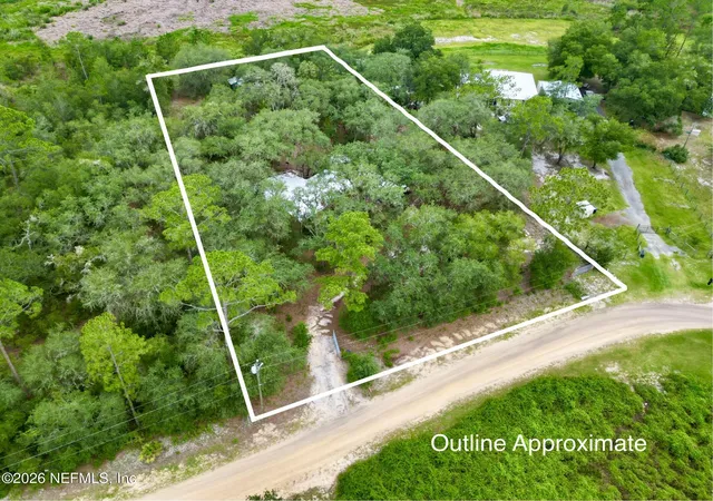 Photo 3 of Manufactured home for sale at 5816 Bryce St, Keystone Heights, FL 32656 | MLS# 2160775 | Listing updated on 2026-10-07